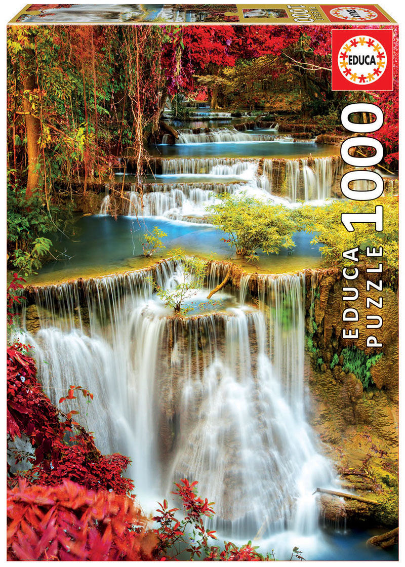 1000 Catarata en el bosque
